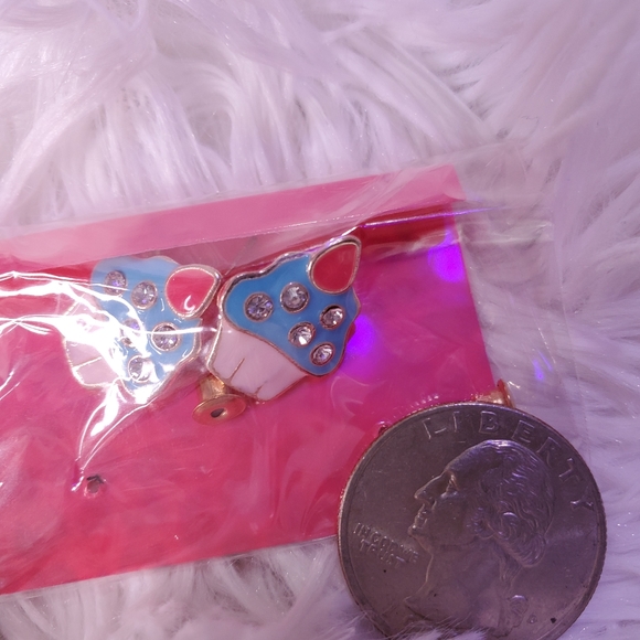 Colorful yummy crystal cupcake earrings - Picture 3 of 9